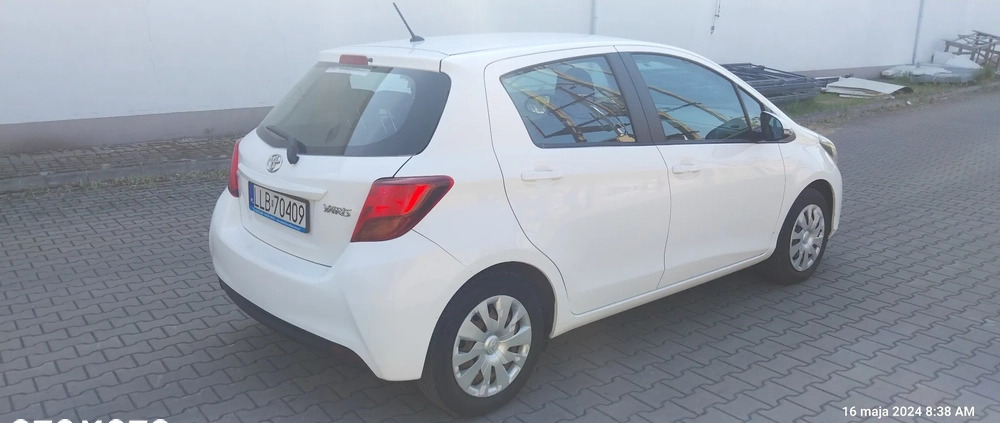 Toyota Yaris cena 32900 przebieg: 241706, rok produkcji 2015 z Lubartów małe 154